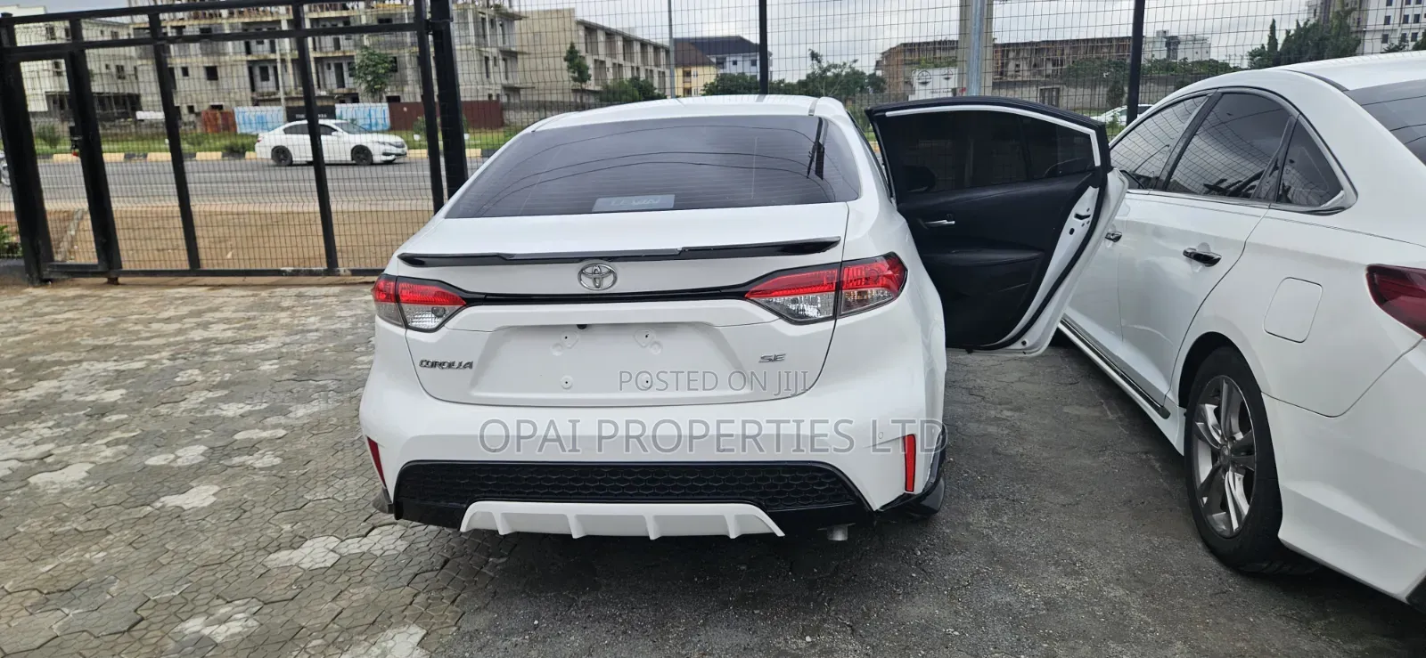 Toyota Corolla 2022 White