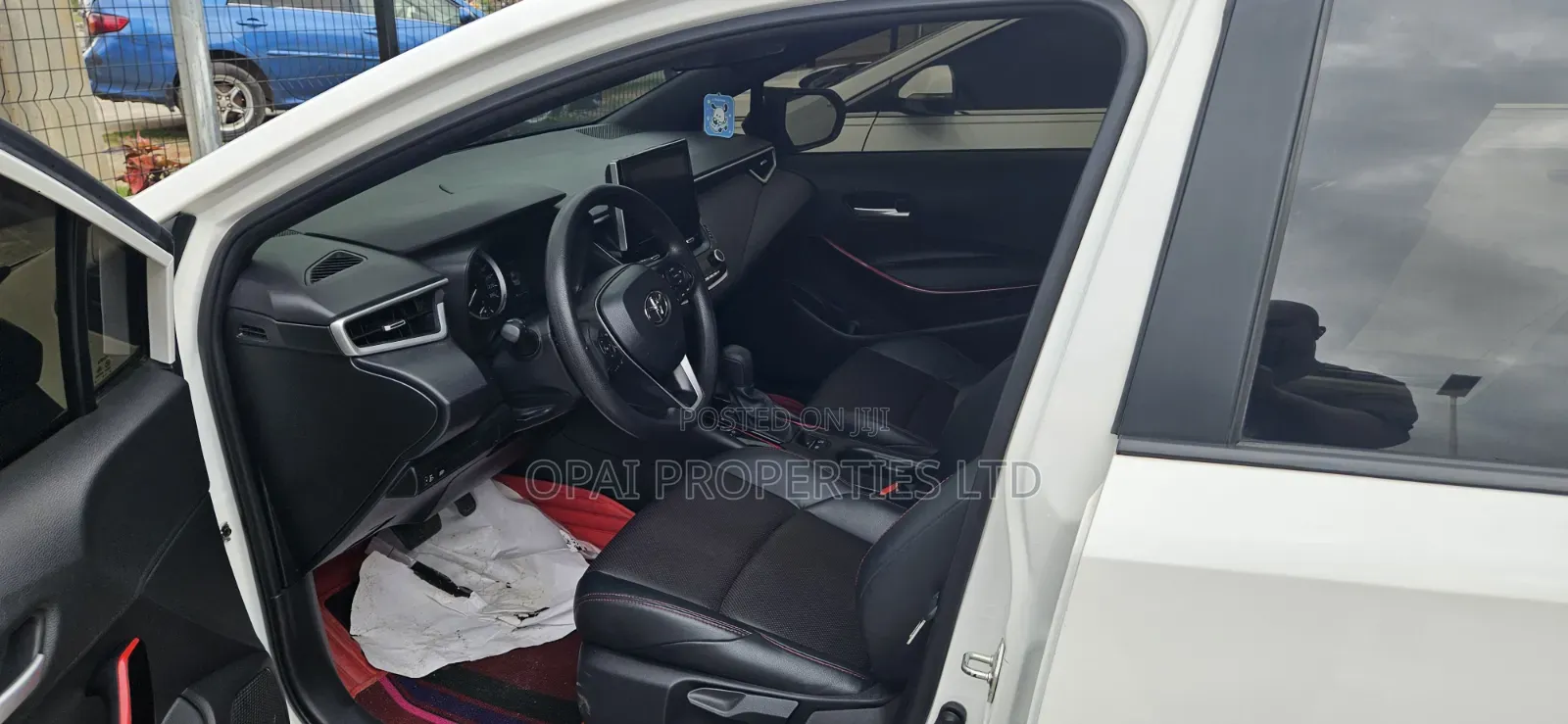 Toyota Corolla 2022 White