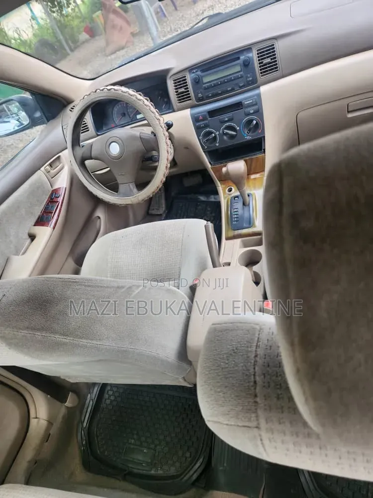Toyota Corolla 2006 Gold