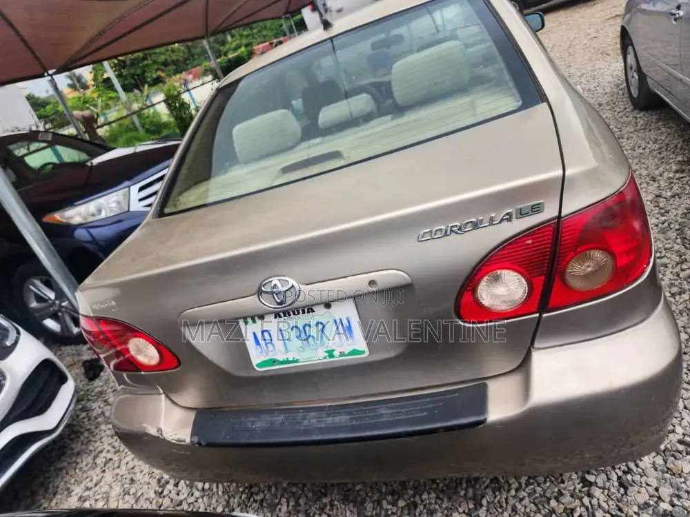 Toyota Corolla 2006 Gold
