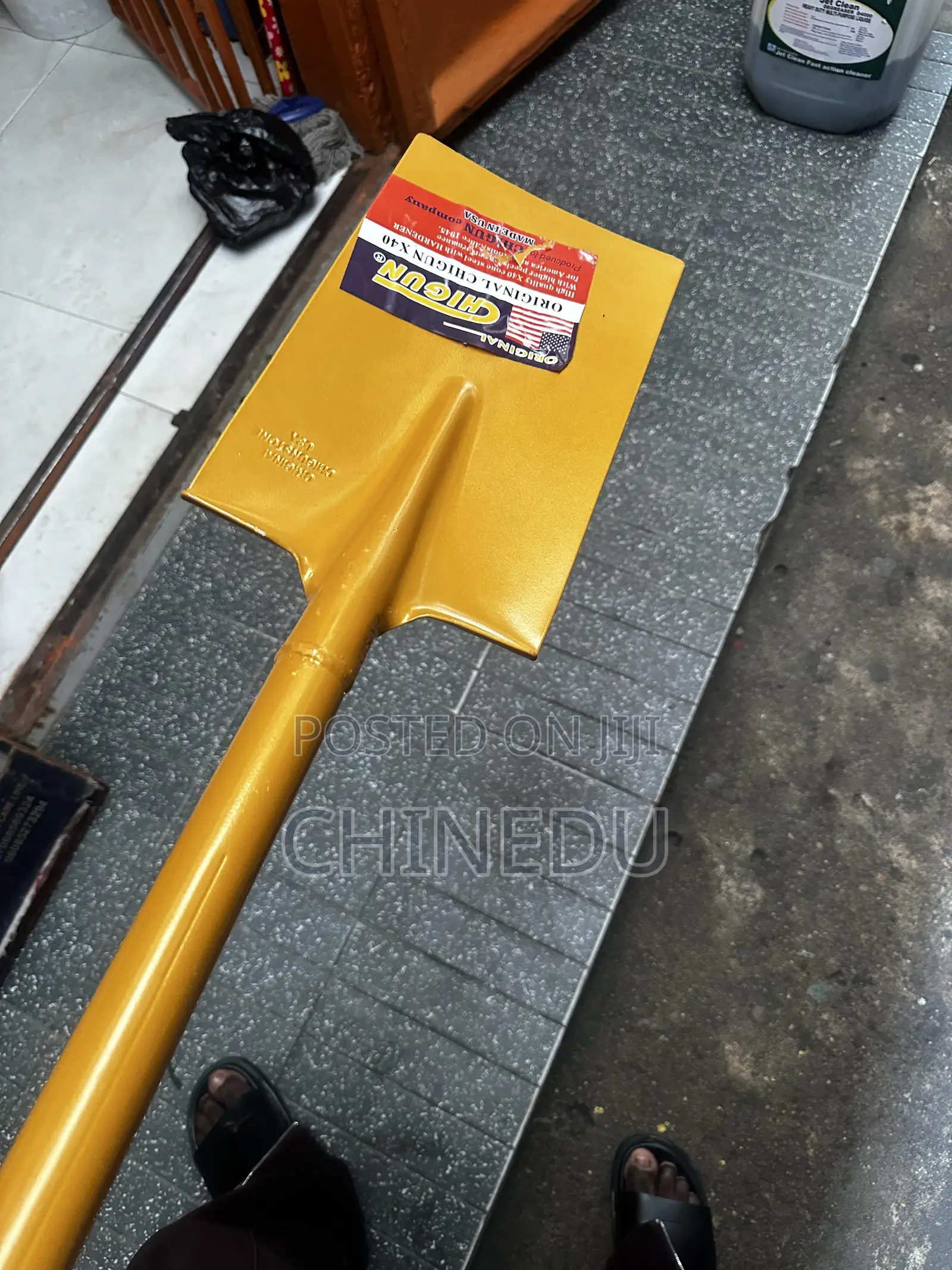 Square Mouth Shovel / Spade