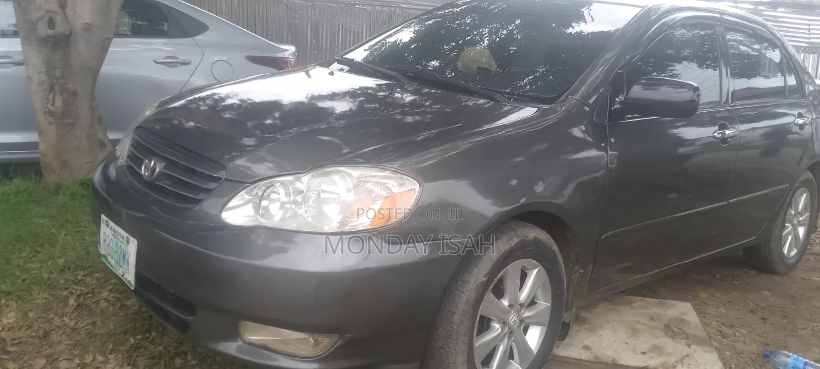 Toyota Corolla 2004 Gray