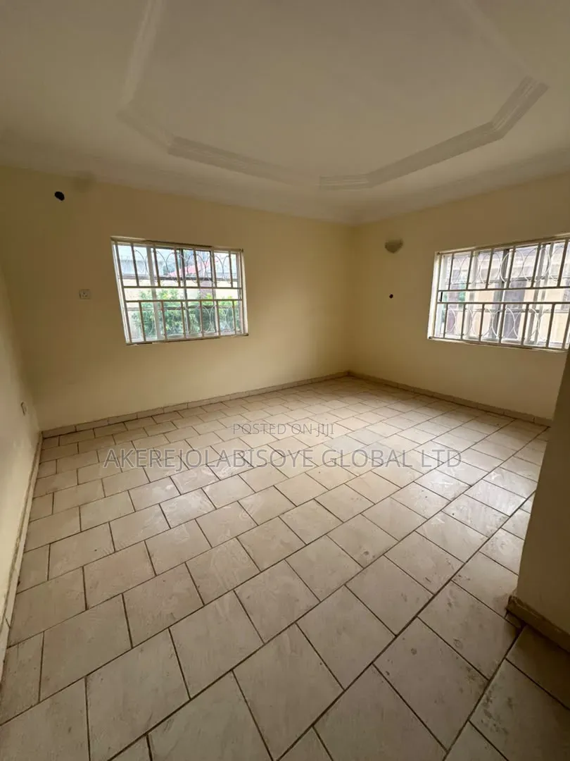 5bdrm Duplex in Gwarinpa Main Abuja, Life Camp for rent
