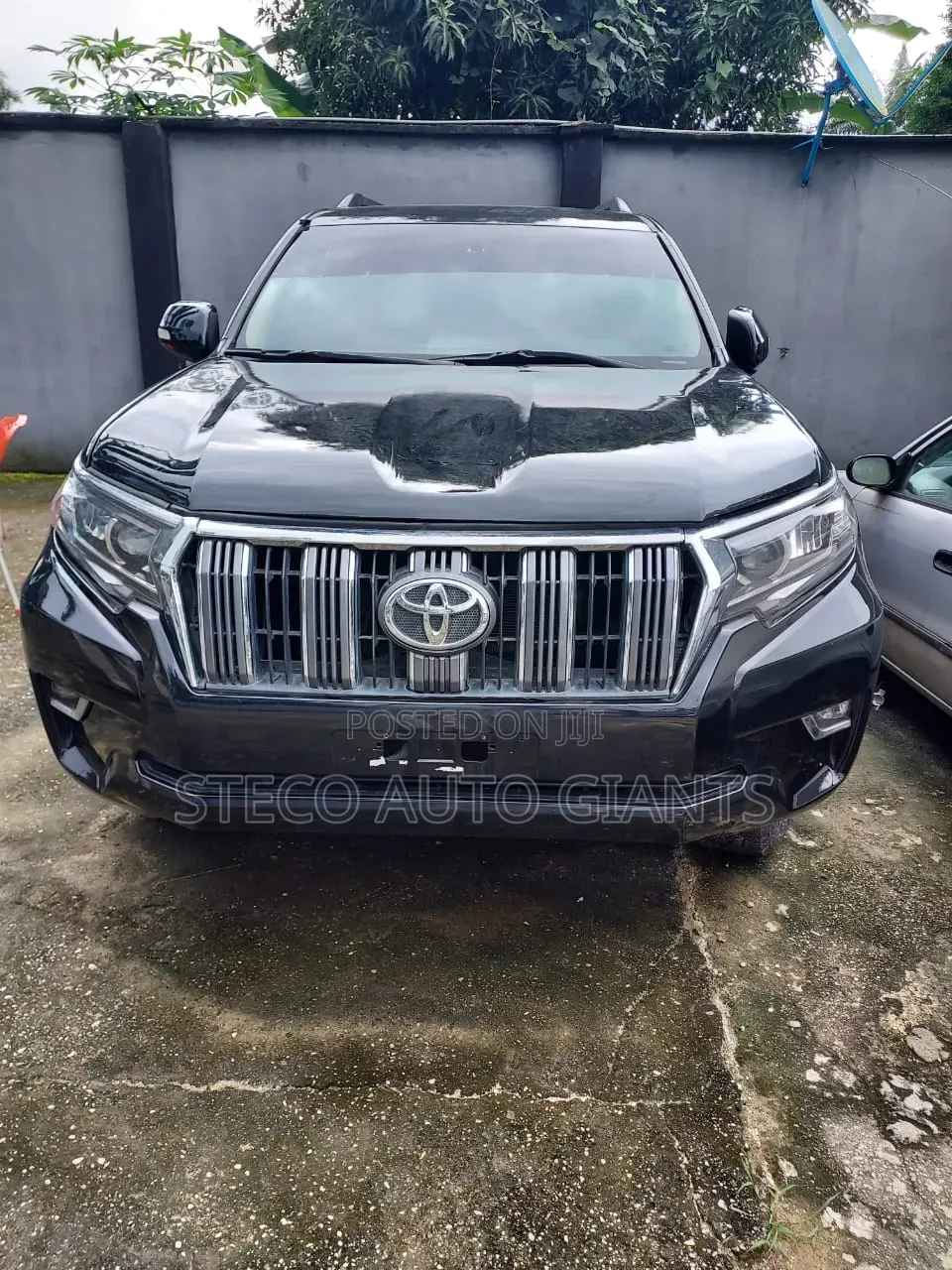Toyota Land Cruiser Prado 2017 Black