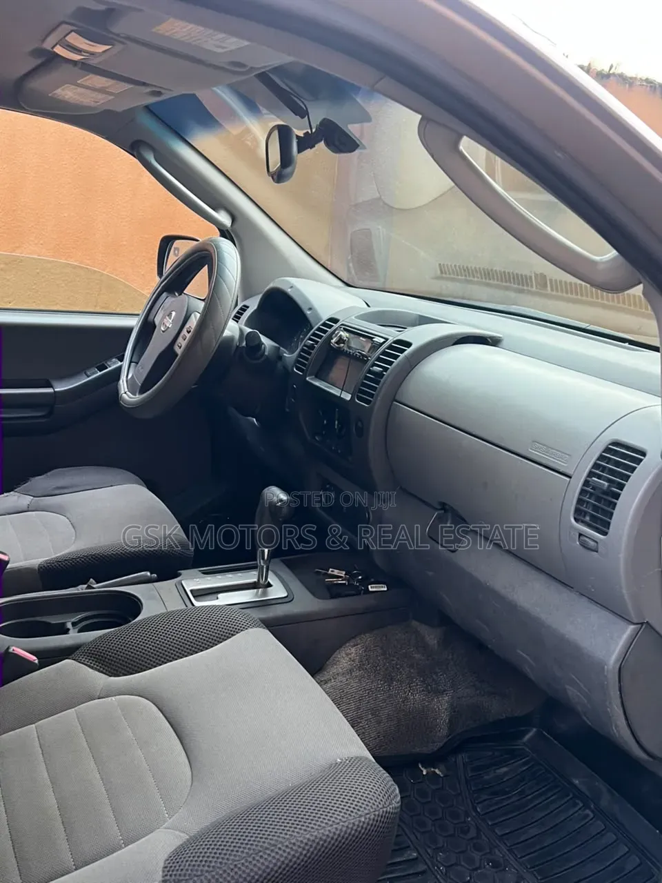 Nissan Xterra 2009 Brown
