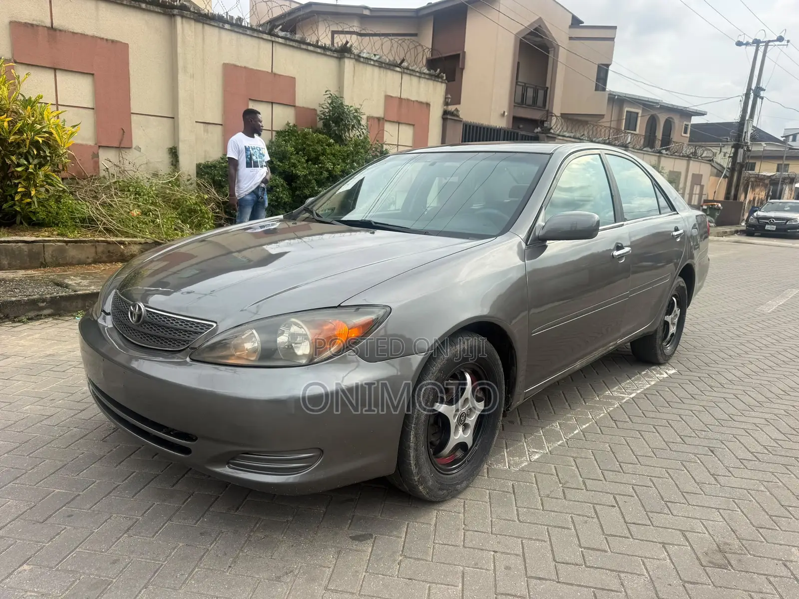 Toyota Camry 2004 Gray
