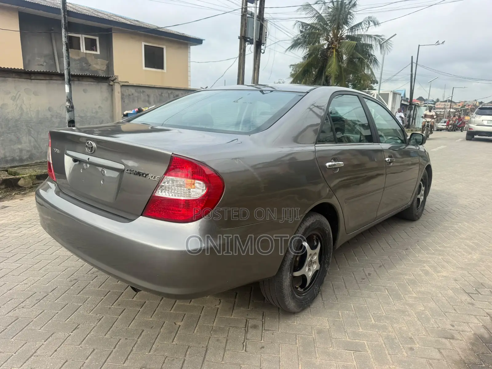 Toyota Camry 2004 Gray