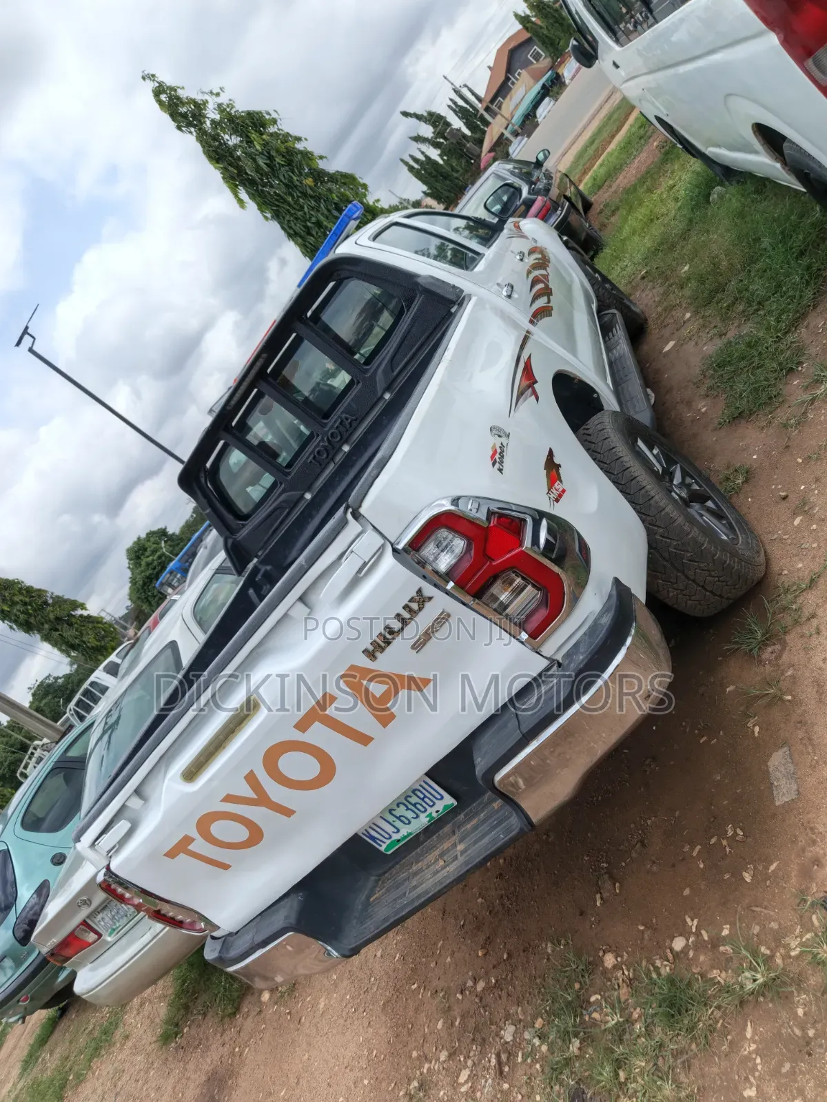 Toyota Hilux 2012 Red