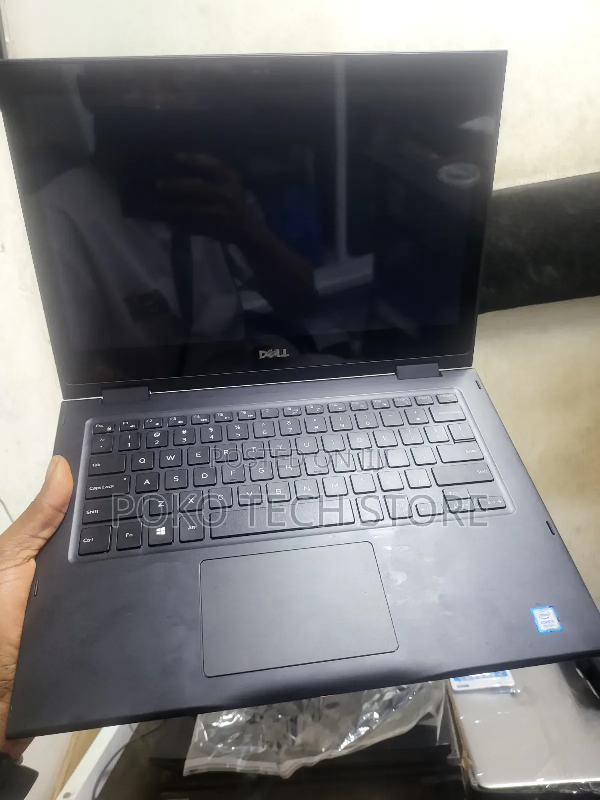 Laptop Dell Latitude 3390 2-in-1 8GB Intel Core i5 SSD 256GB