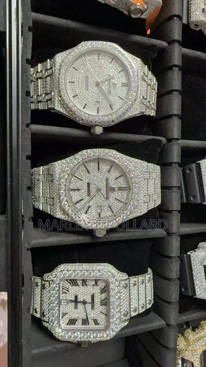 VVS Diamond Cartier Santos 40mm Wrist Wash
