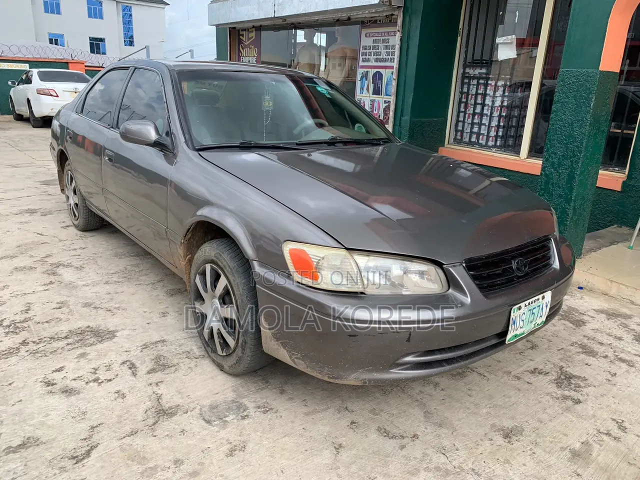 Toyota Camry 2001 Gray
