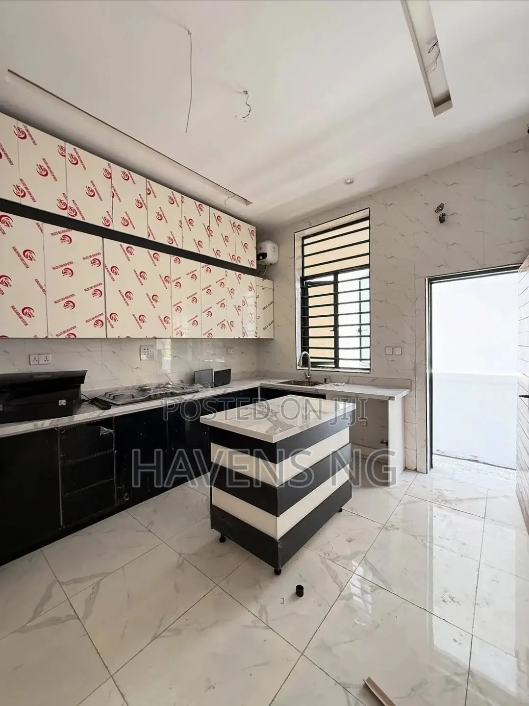 4bdrm Duplex in Sangotedo for sale