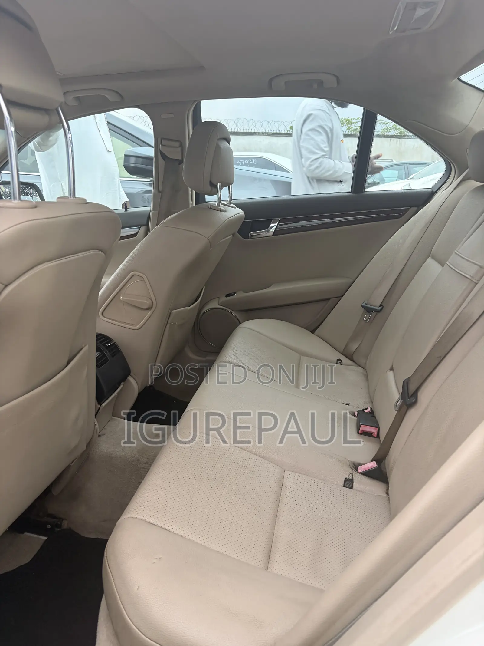 Mercedes-Benz C300 Luxury Sedan AWD (3.0L 6cyl 7A) 2008 White