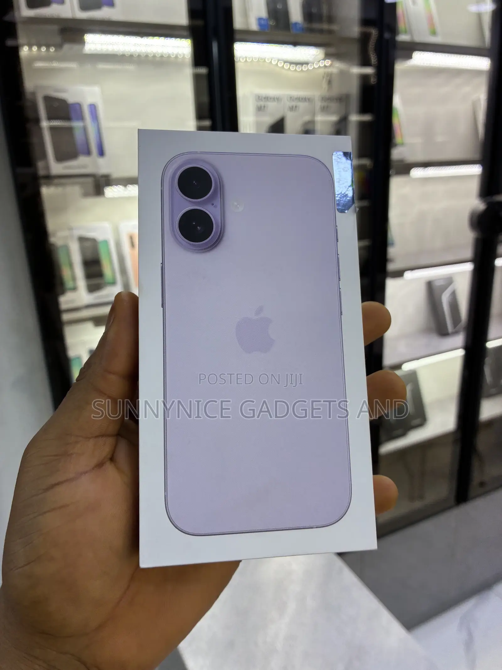 New Apple iPhone 17 256 GB Purple