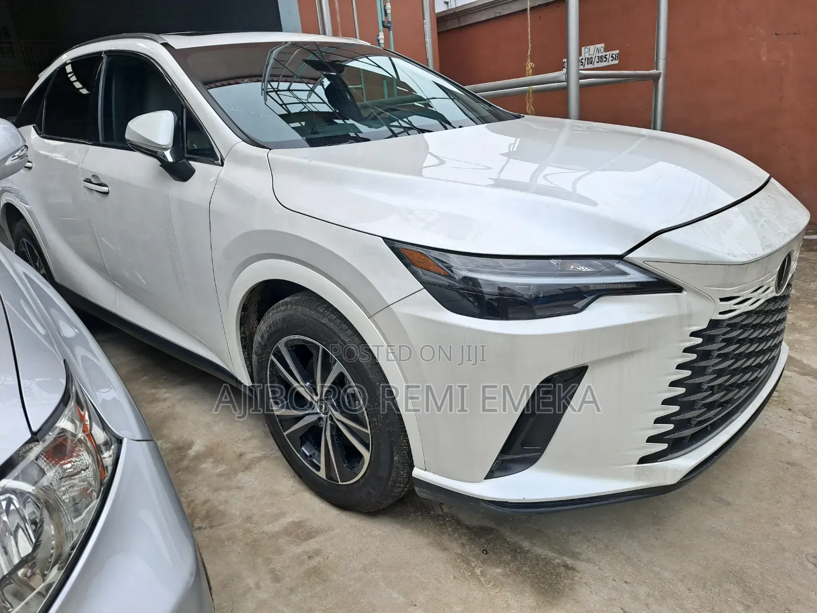 Lexus RX 350 Luxury AWD 2025 White