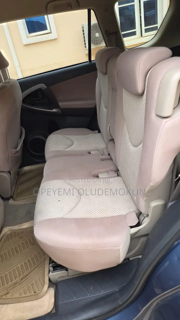 Toyota RAV4 2008 Blue