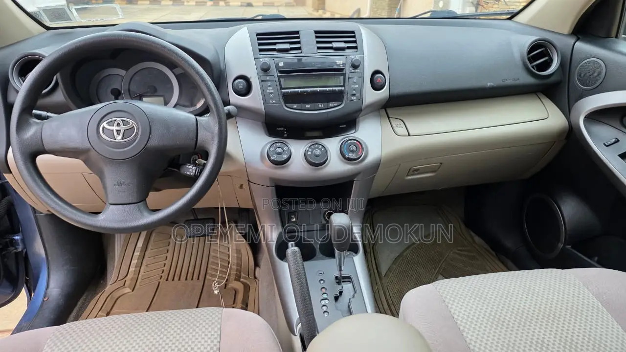Toyota RAV4 2008 Blue