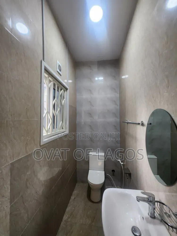 2bdrm Apartment in Ikoyi Lagos for rent