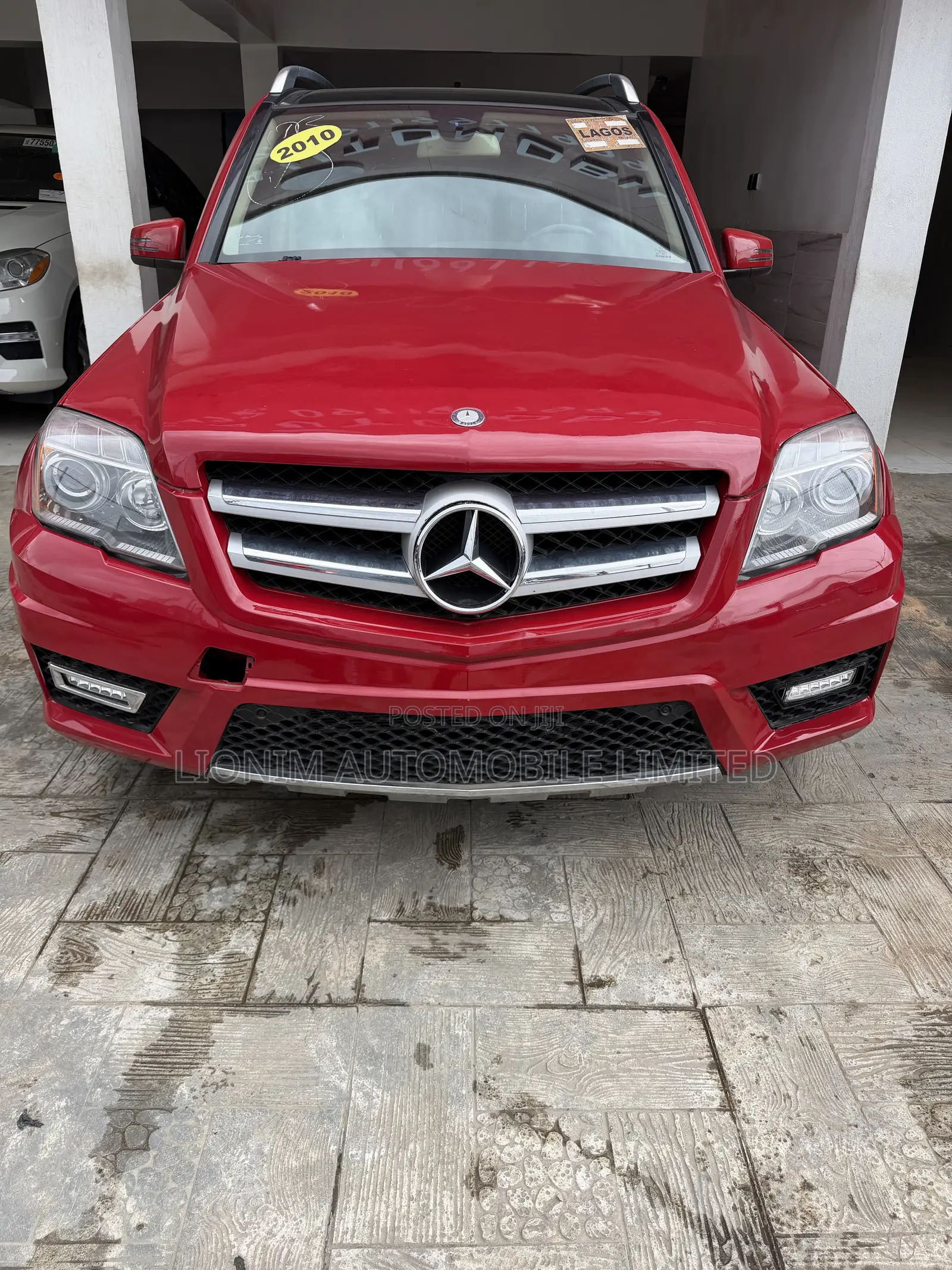Mercedes-Benz GLK-Class 350 2010 Red