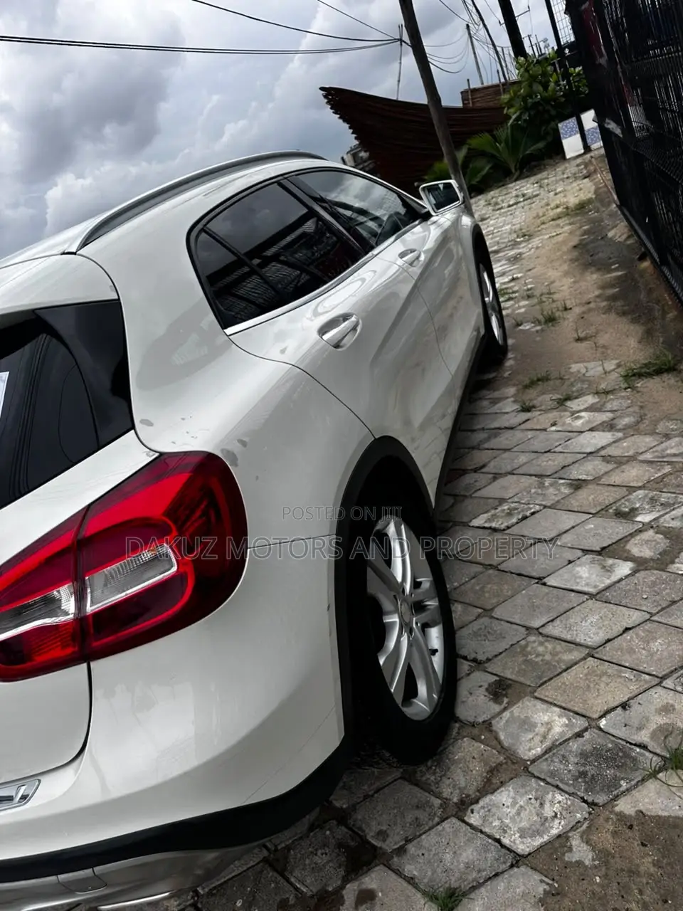 Mercedes-Benz GLA 250 2017 White