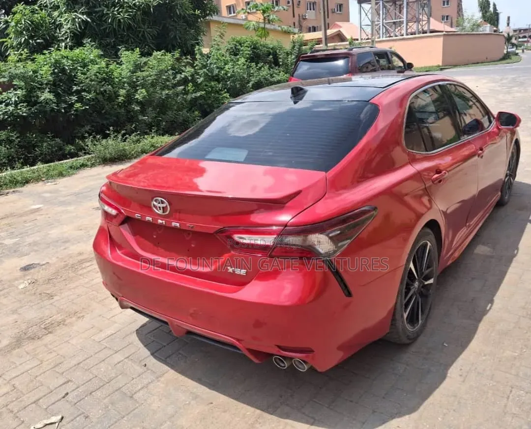 Toyota Camry 2020 Red
