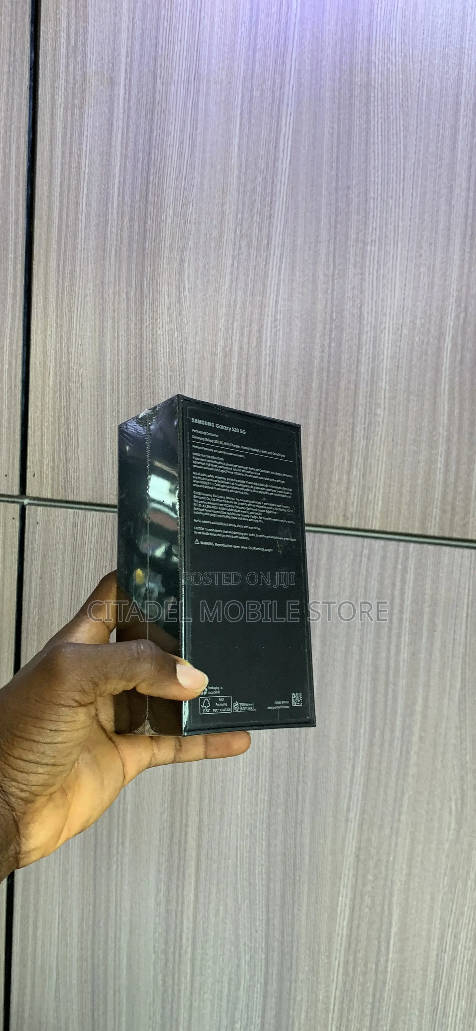 New Samsung Galaxy S20 128 GB Gray