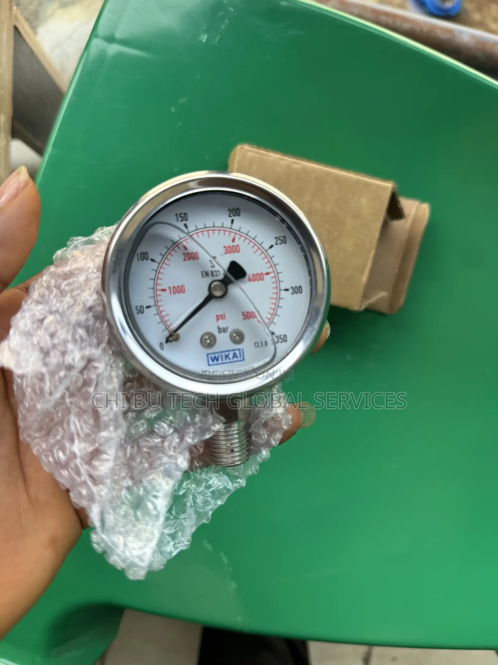 Wika Pressure Gauge Dn 63 (0 - 200) Bar (1⁄4" Bsp)