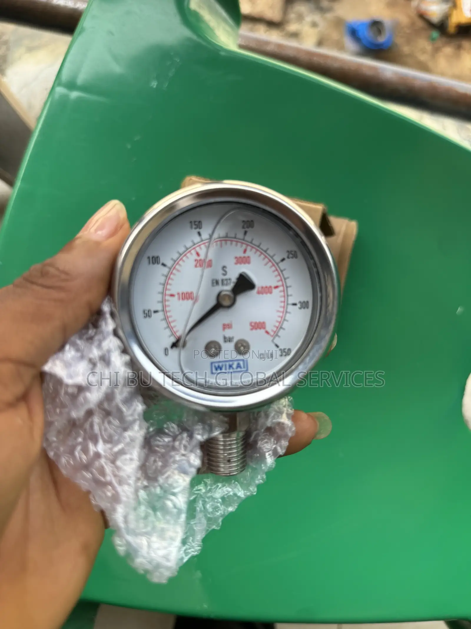 Wika Pressure Gauge Dn 63 (0 - 200) Bar (1⁄4" Bsp)