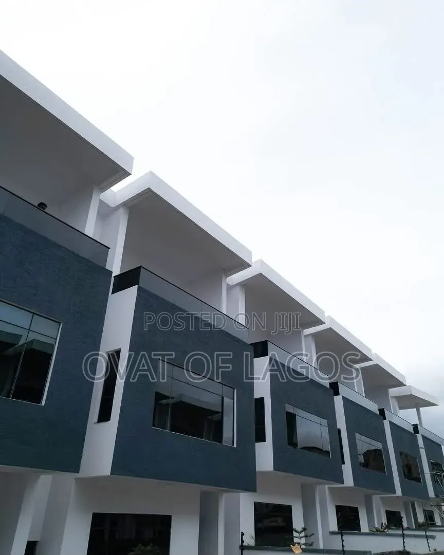 4bdrm Duplex in Guzape, Abuja for sale