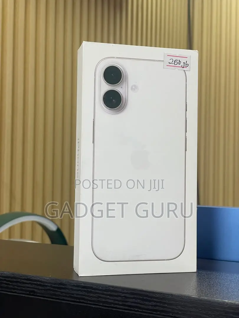 New Apple iPhone 17 256 GB White