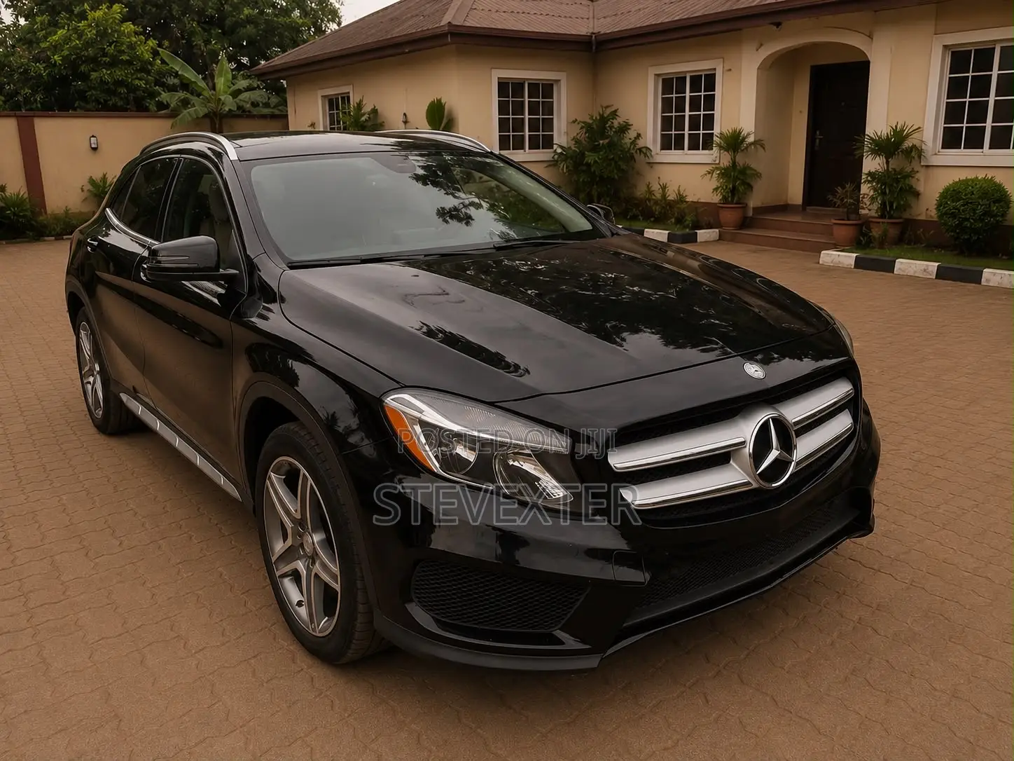 Mercedes-Benz GLA-Class GLA250 4MATIC 4dr SUV AWD (2.0L 4cyl Turbo 7AM)