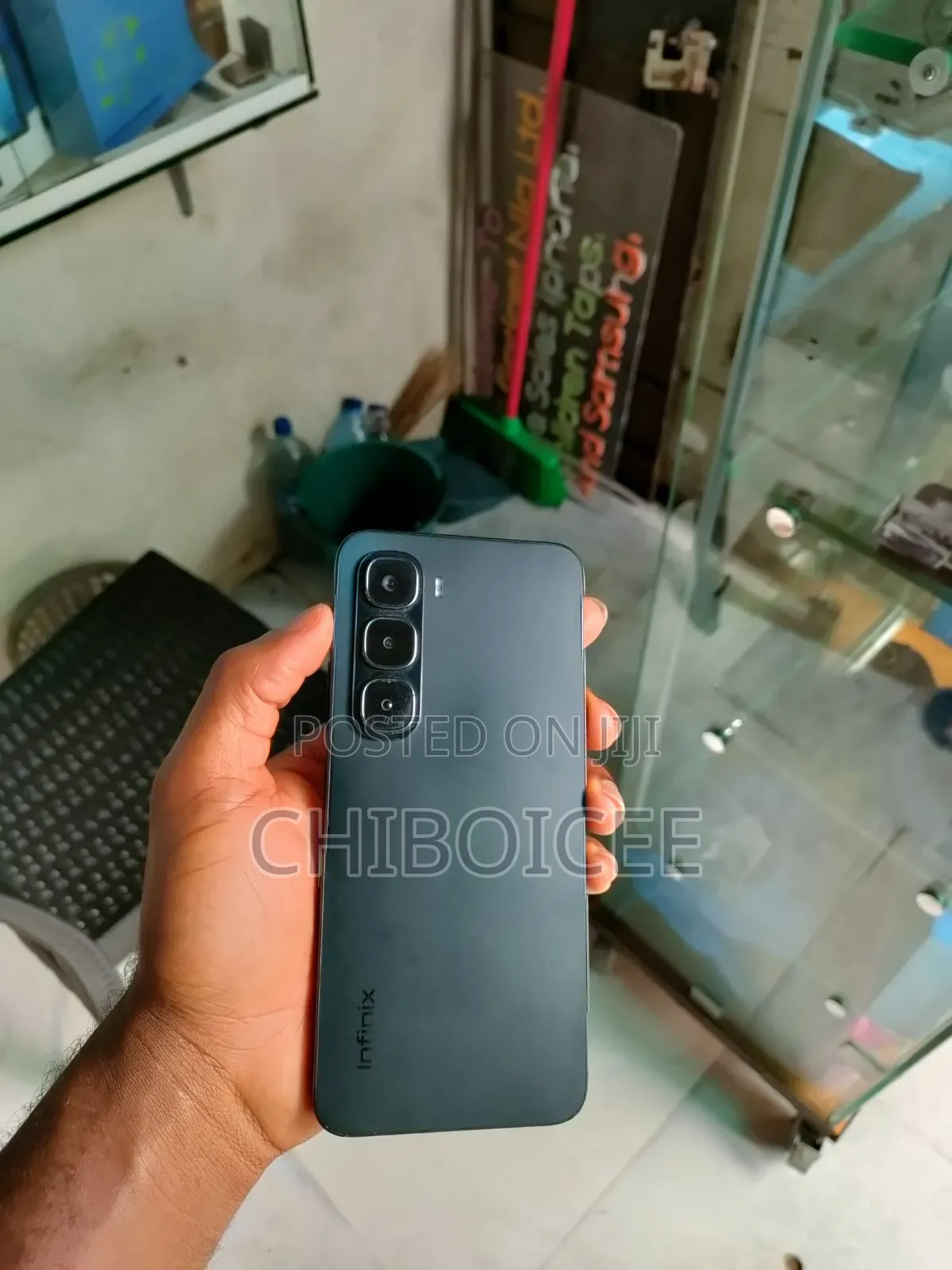 Infinix Hot 60i 128 GB Black