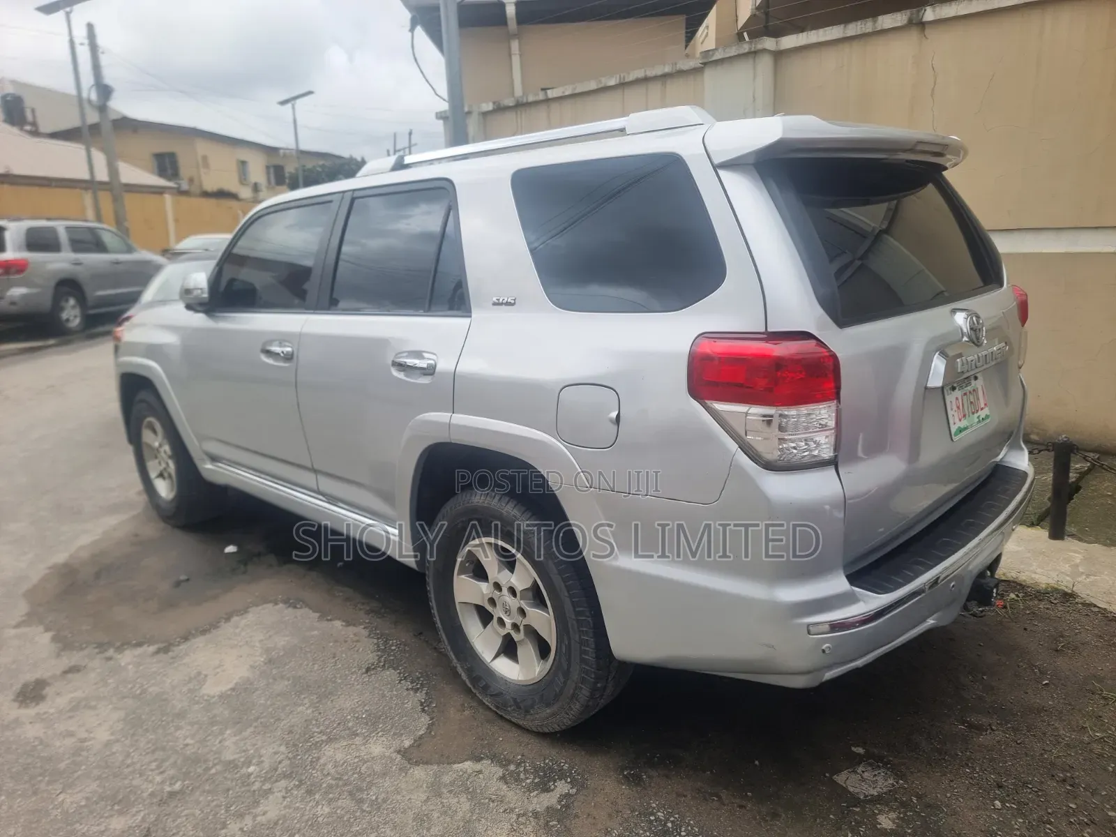 Toyota 4-Runner SR5 2WD 2012 Silver