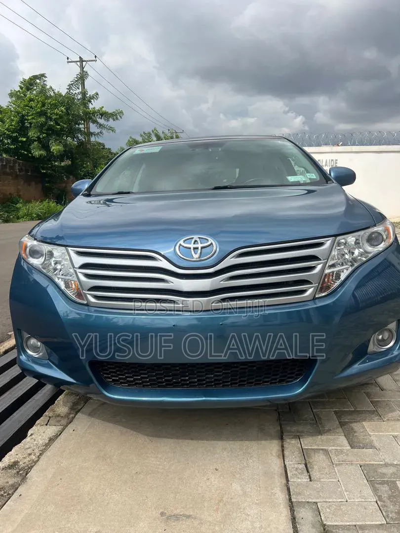 Toyota Venza 2010 Blue