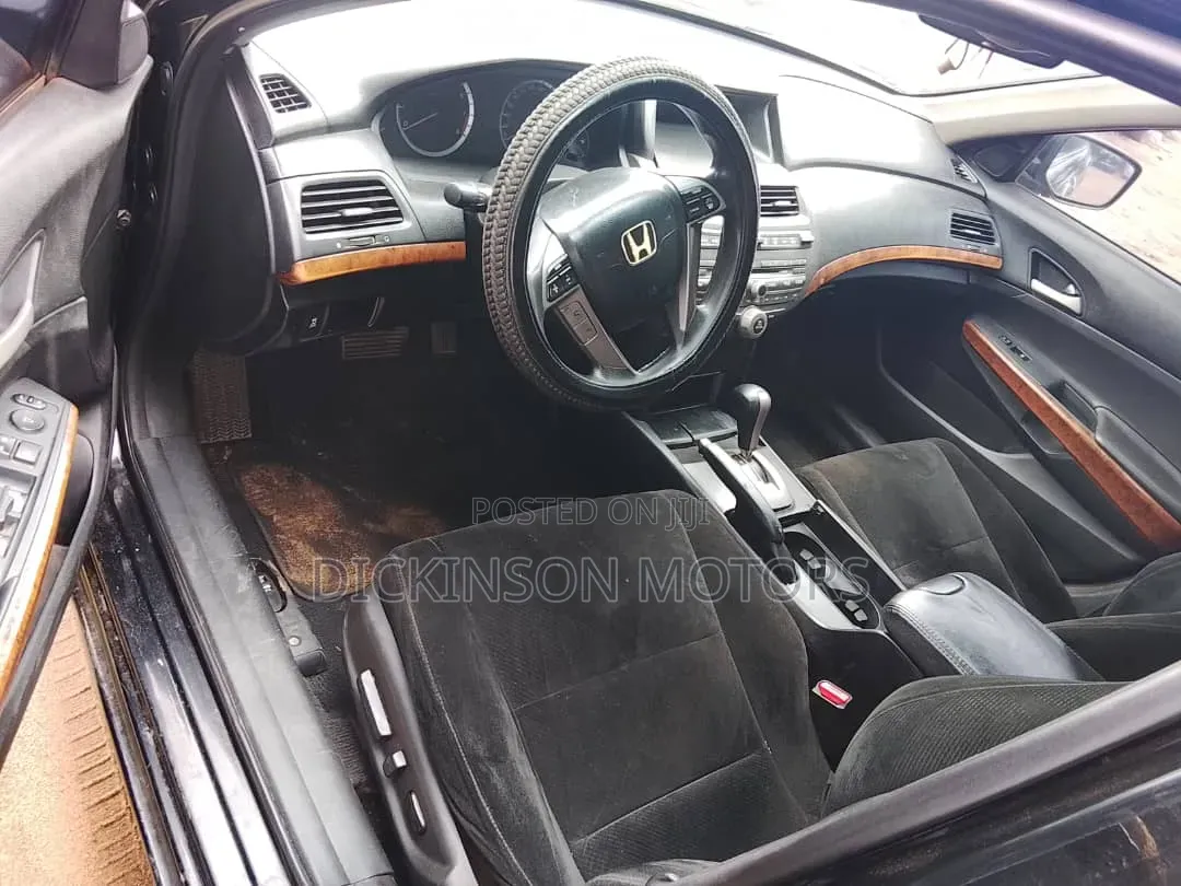 Honda Accord 2012 Black