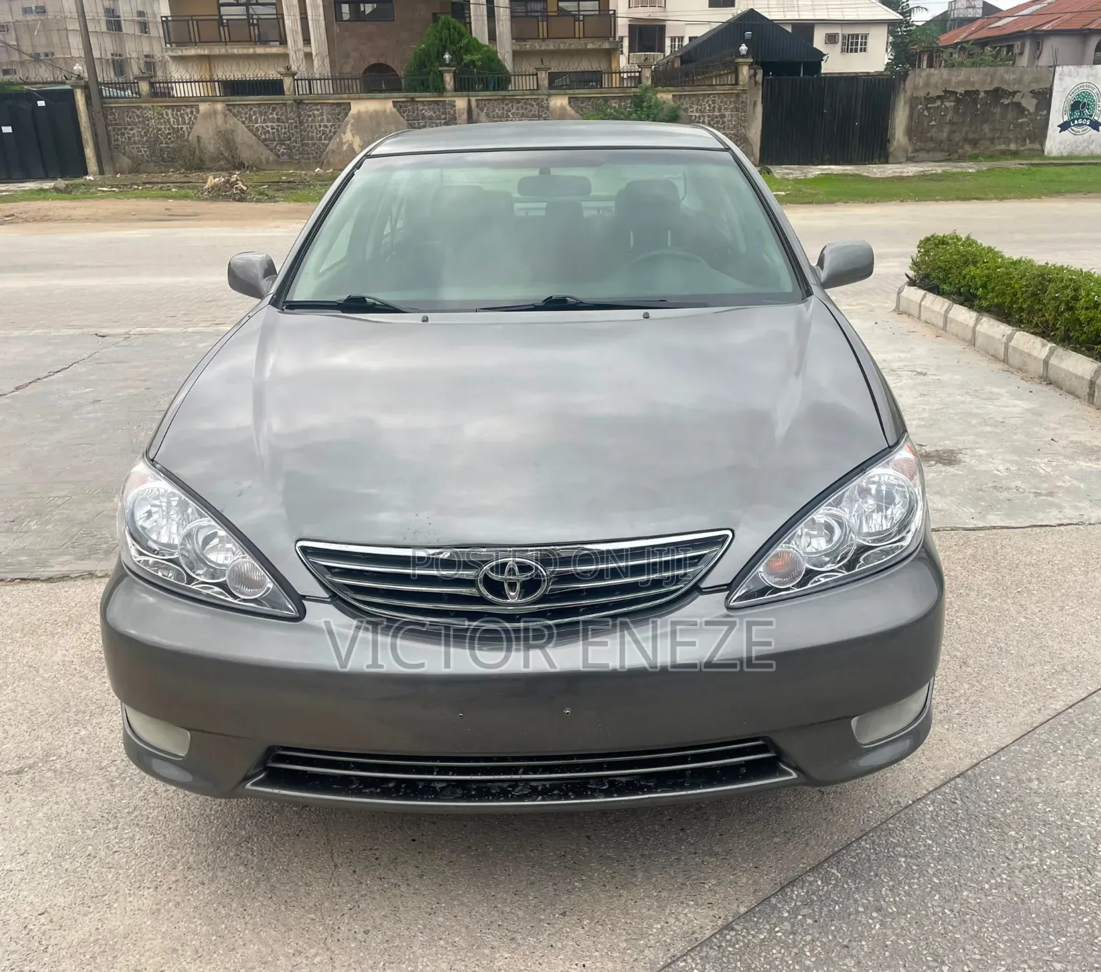 Toyota Camry 2005 Gray