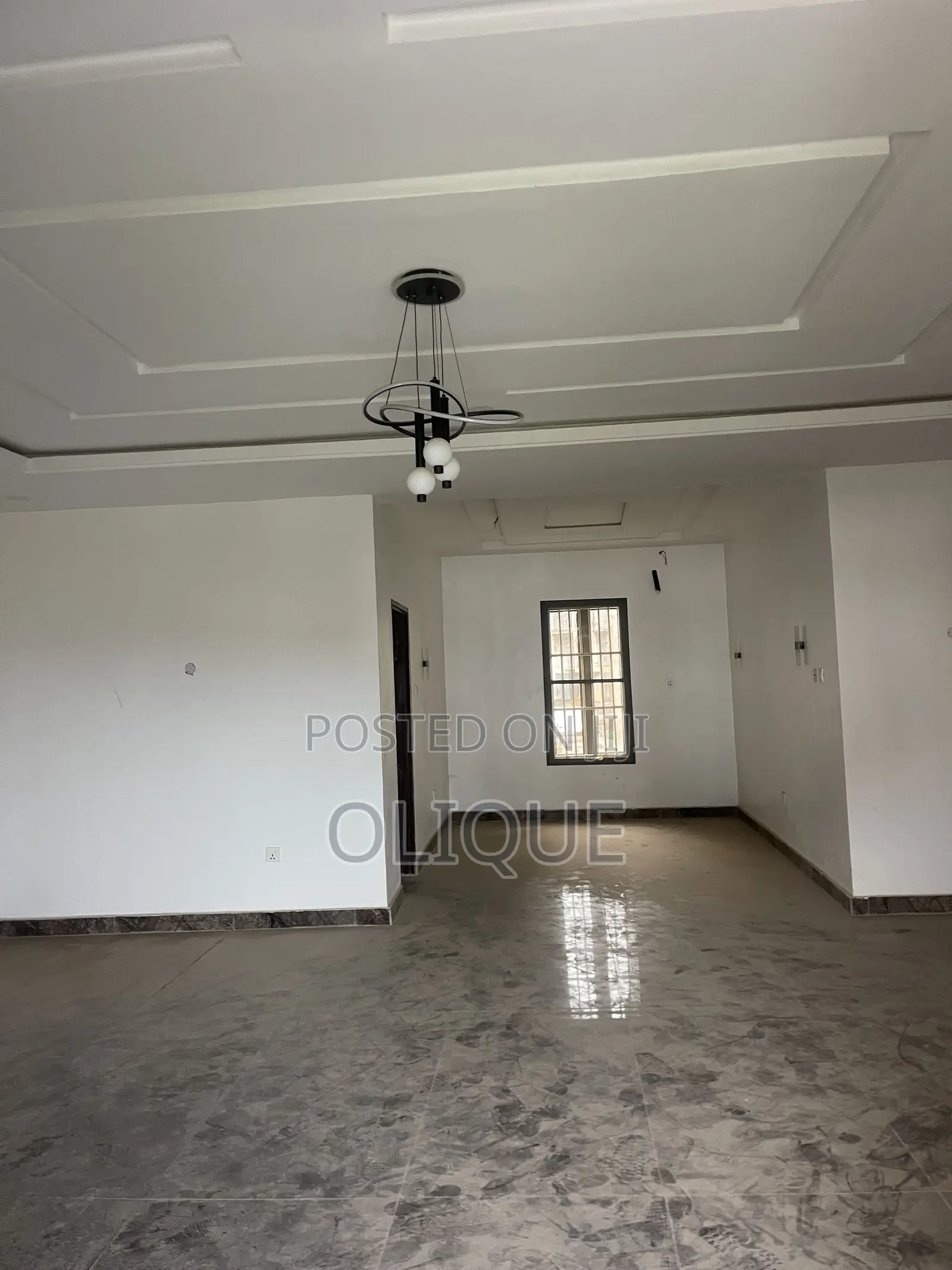18bdrm Block of Flats in Jahi Gilmore for rent