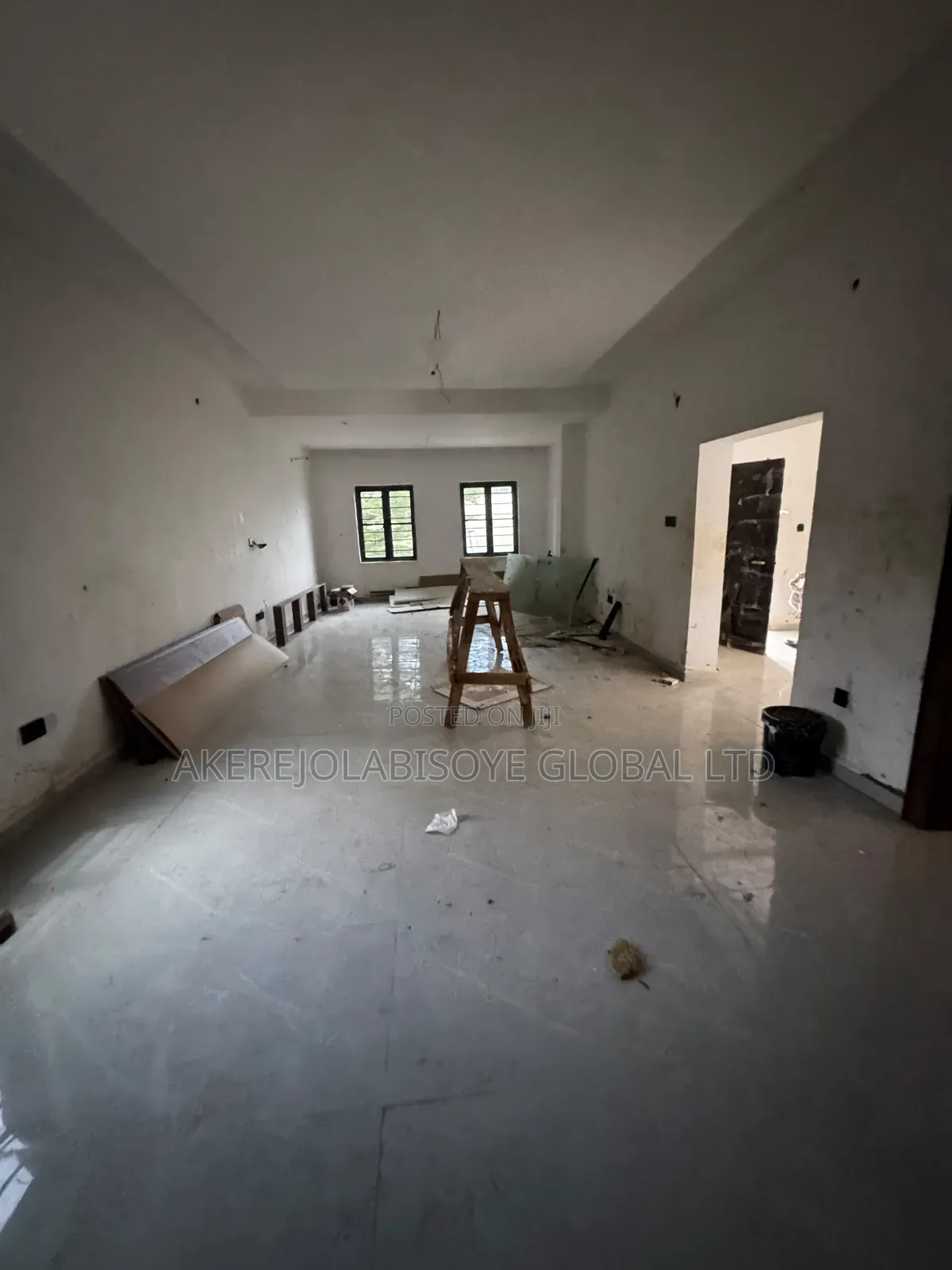 4bdrm Duplex in In An Estate Wuse 2 for rent