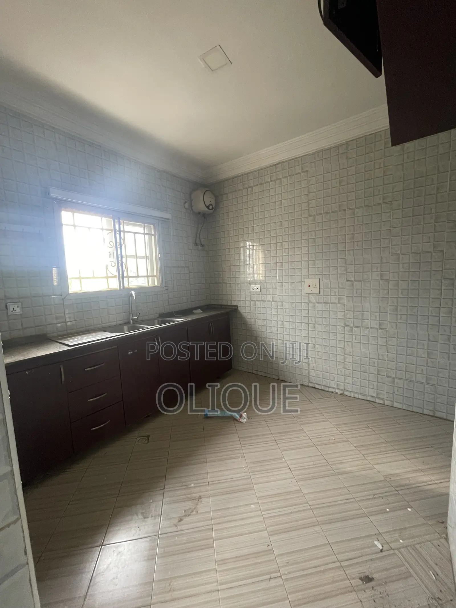 2bdrm Block of Flats in Dawaki for rent