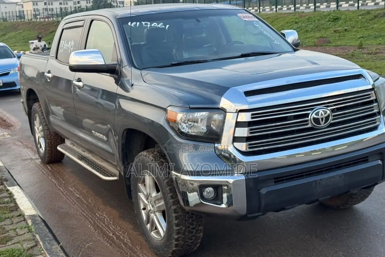Toyota Tundra 2014