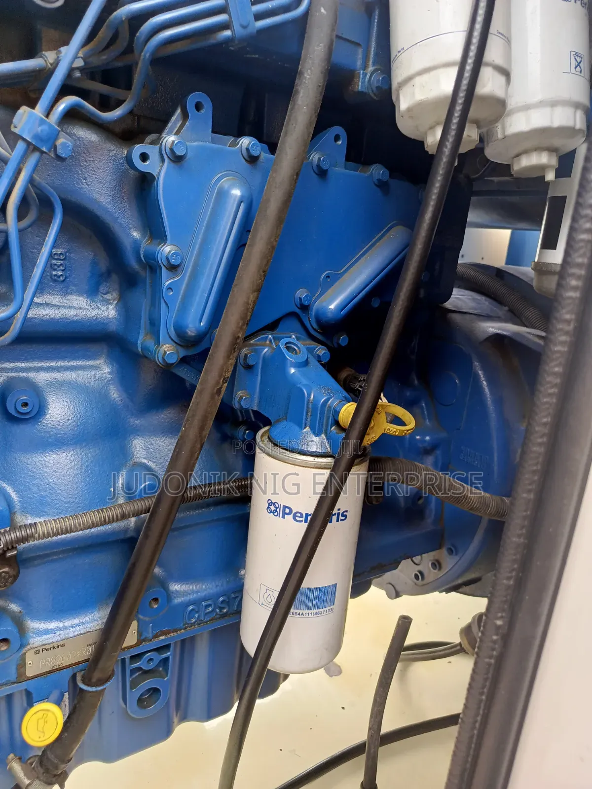 1106 Model 6 Cylinders 150kva Perkins Generator