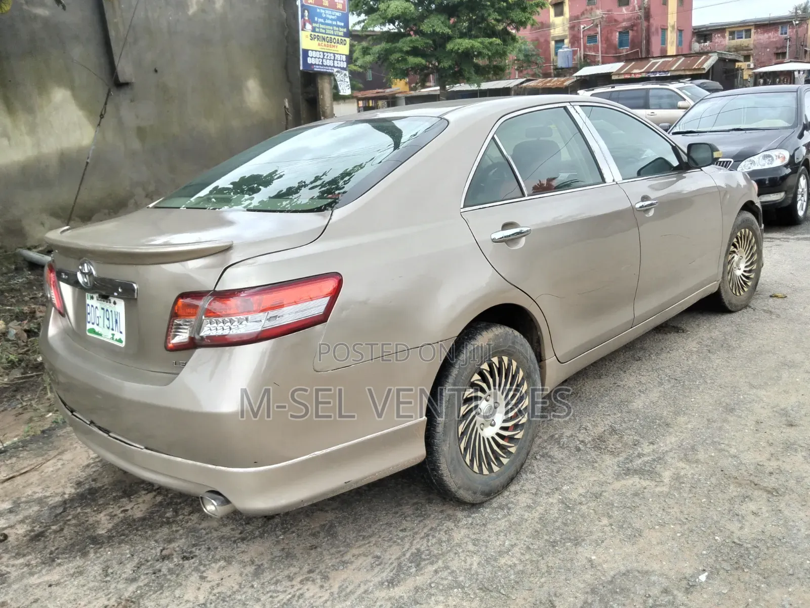 Toyota Camry 2008 Gold