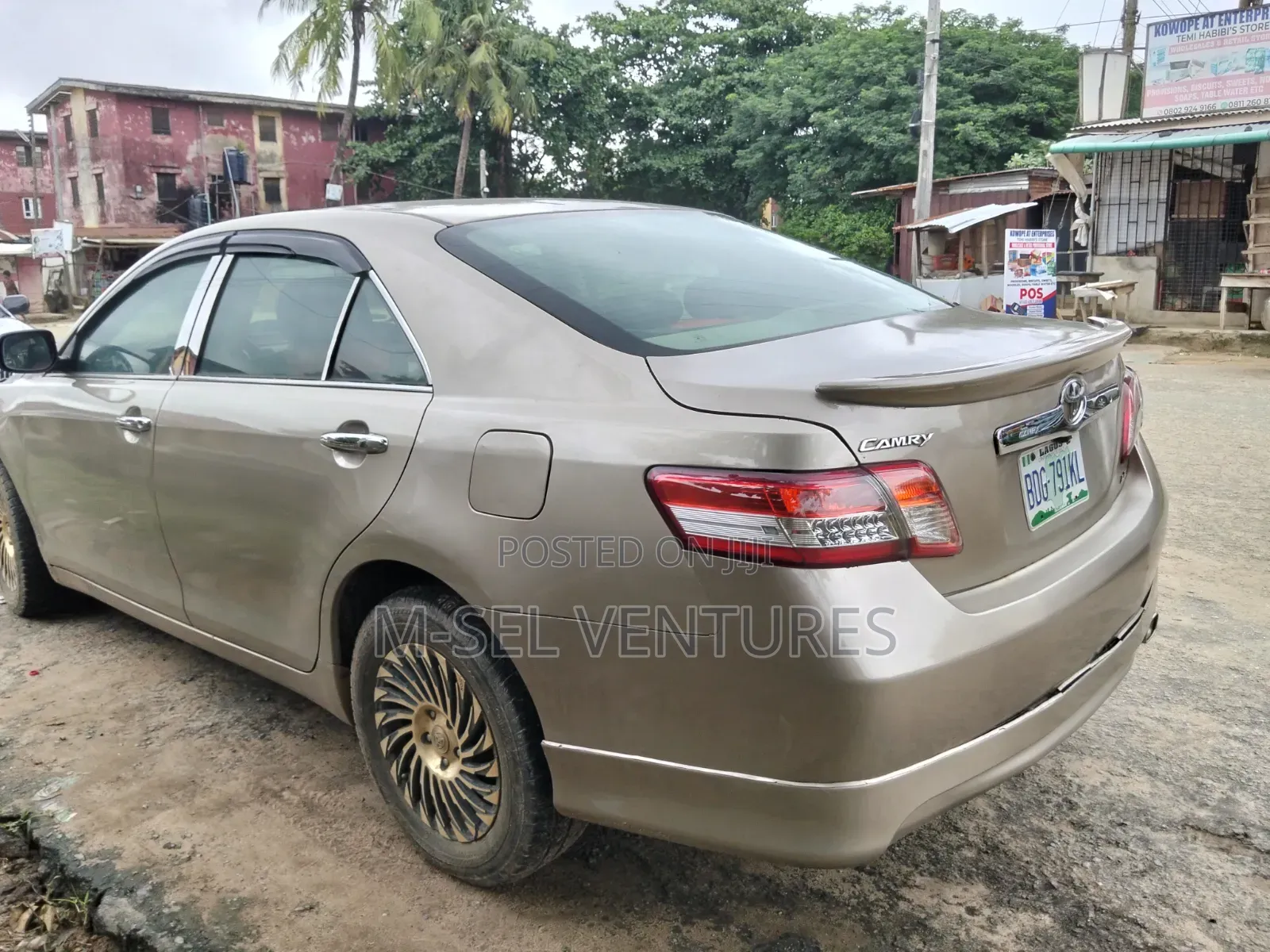Toyota Camry 2008 Gold