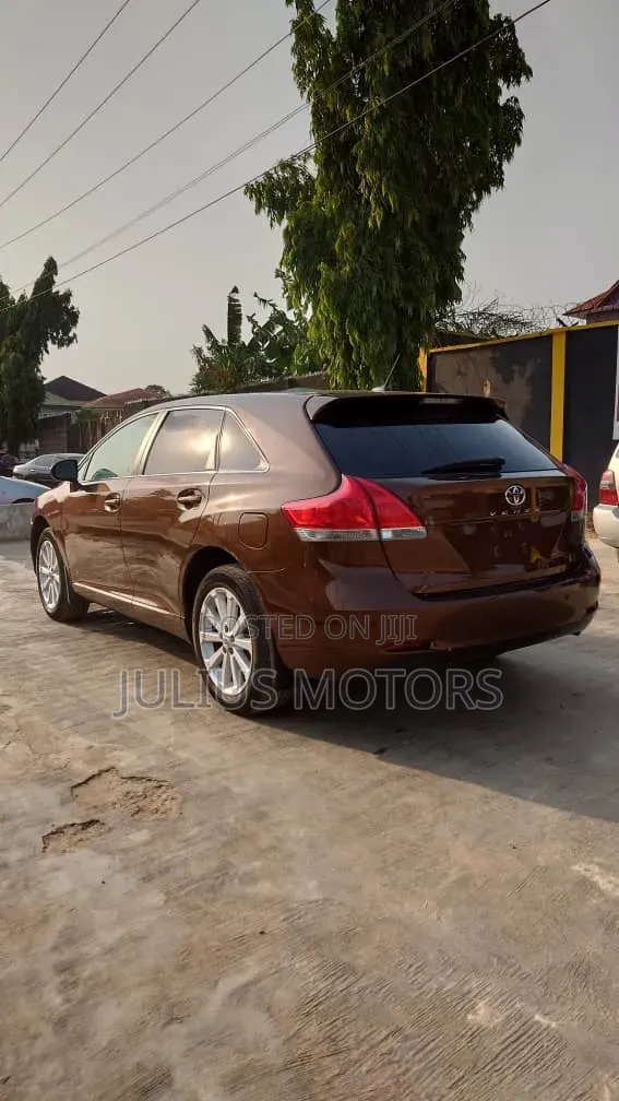 Toyota Venza 2010 Brown