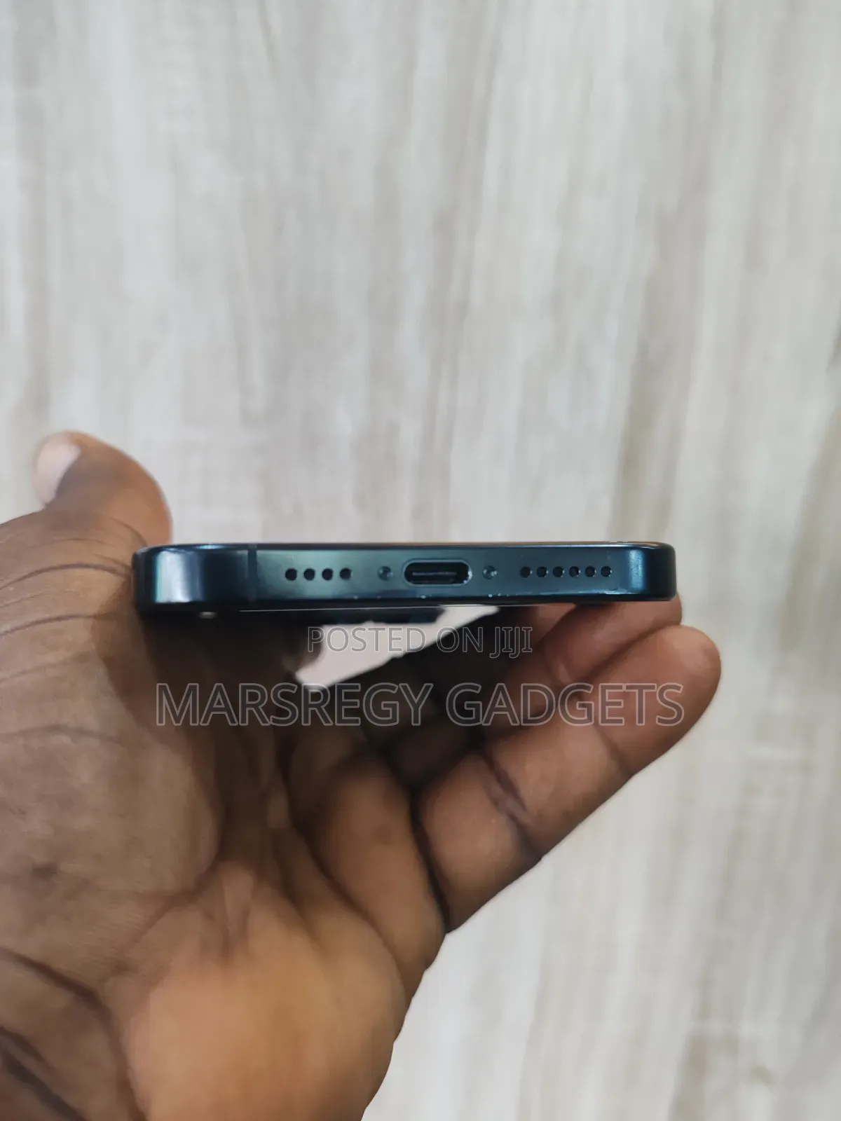 Apple iPhone 16 Pro Max 256 GB Gold