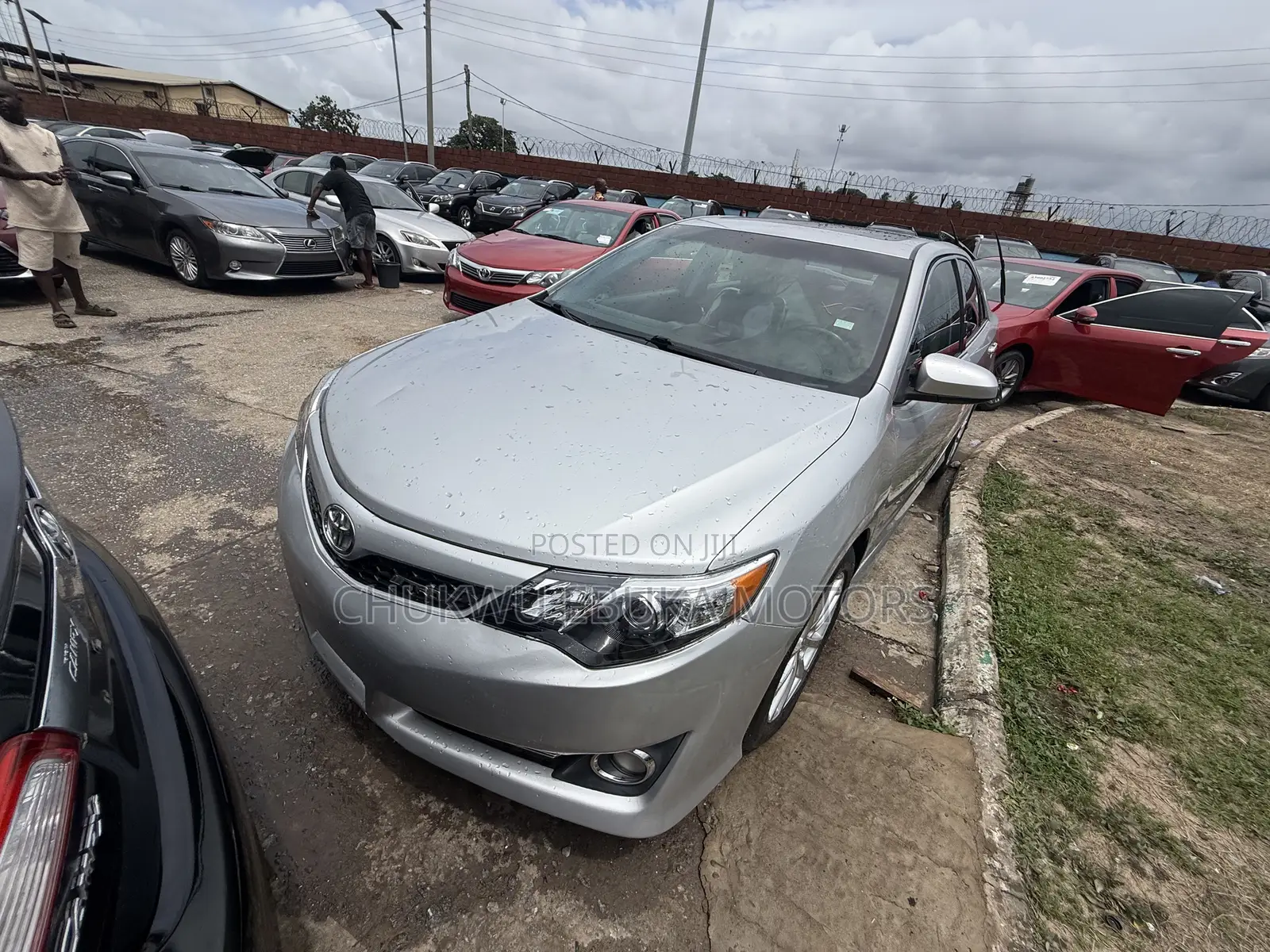 Toyota Camry SE 4dr Sedan (2.5L 4cyl 6A) 2012 Silver
