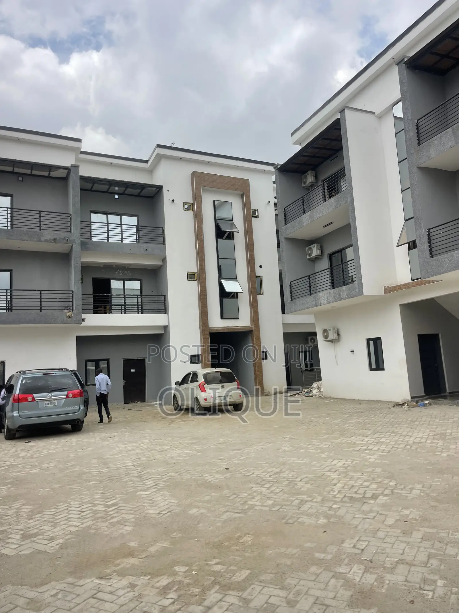1bdrm Block of Flats in Jahi for rent