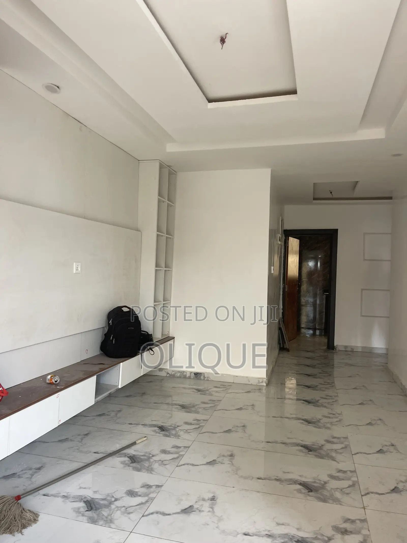 1bdrm Block of Flats in Jahi for rent