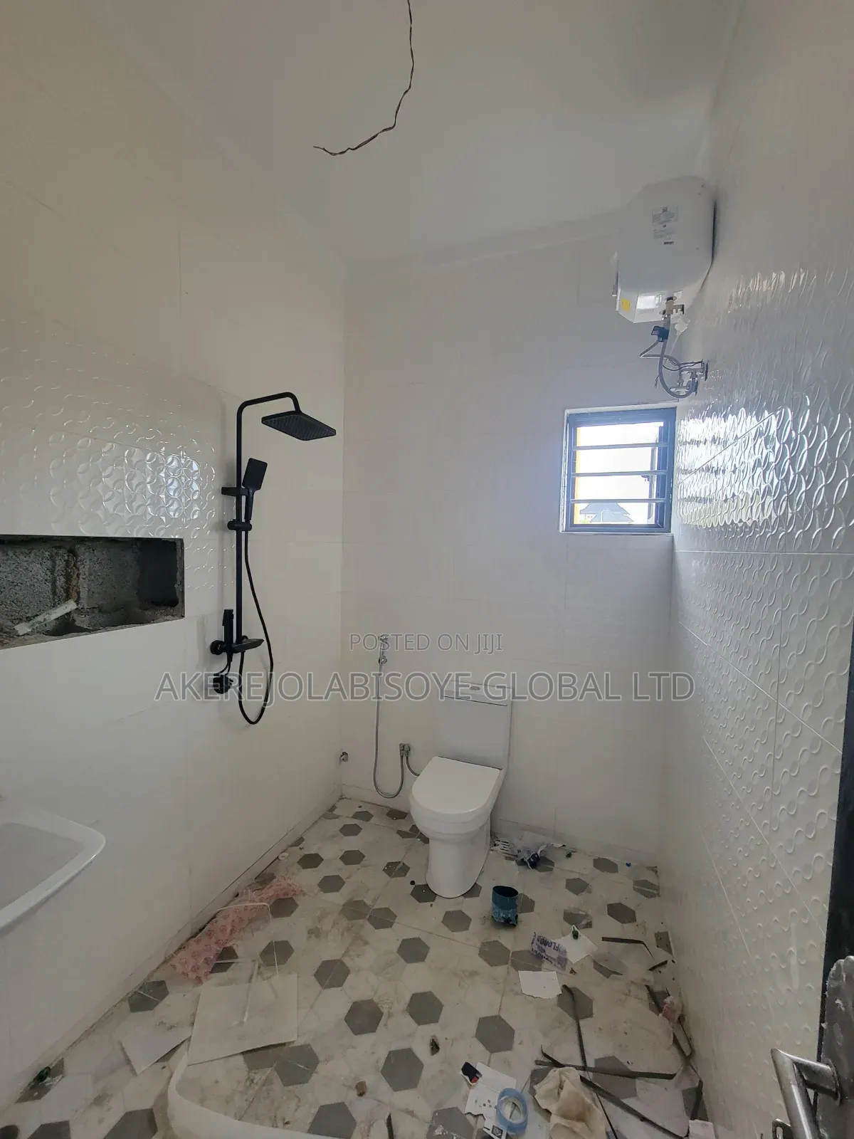 2bdrm Block of Flats in Behind Dunamis, Sabon Lugbe for rent