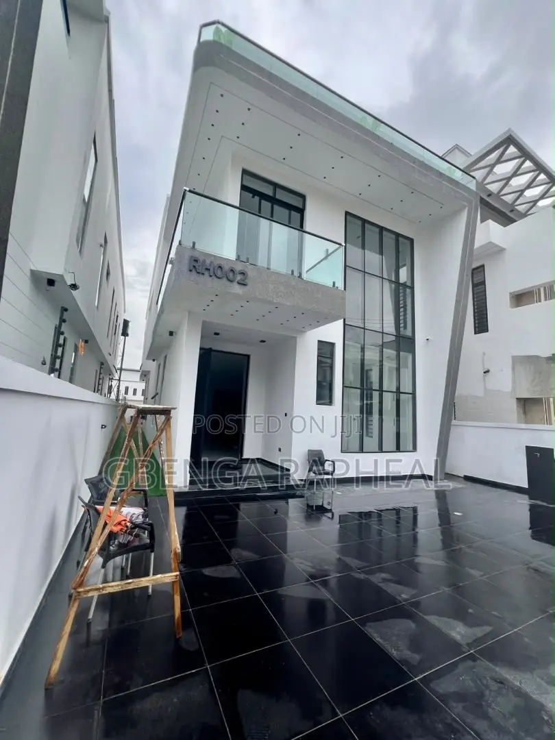 5bdrm Duplex in Chevron, Lekki for sale